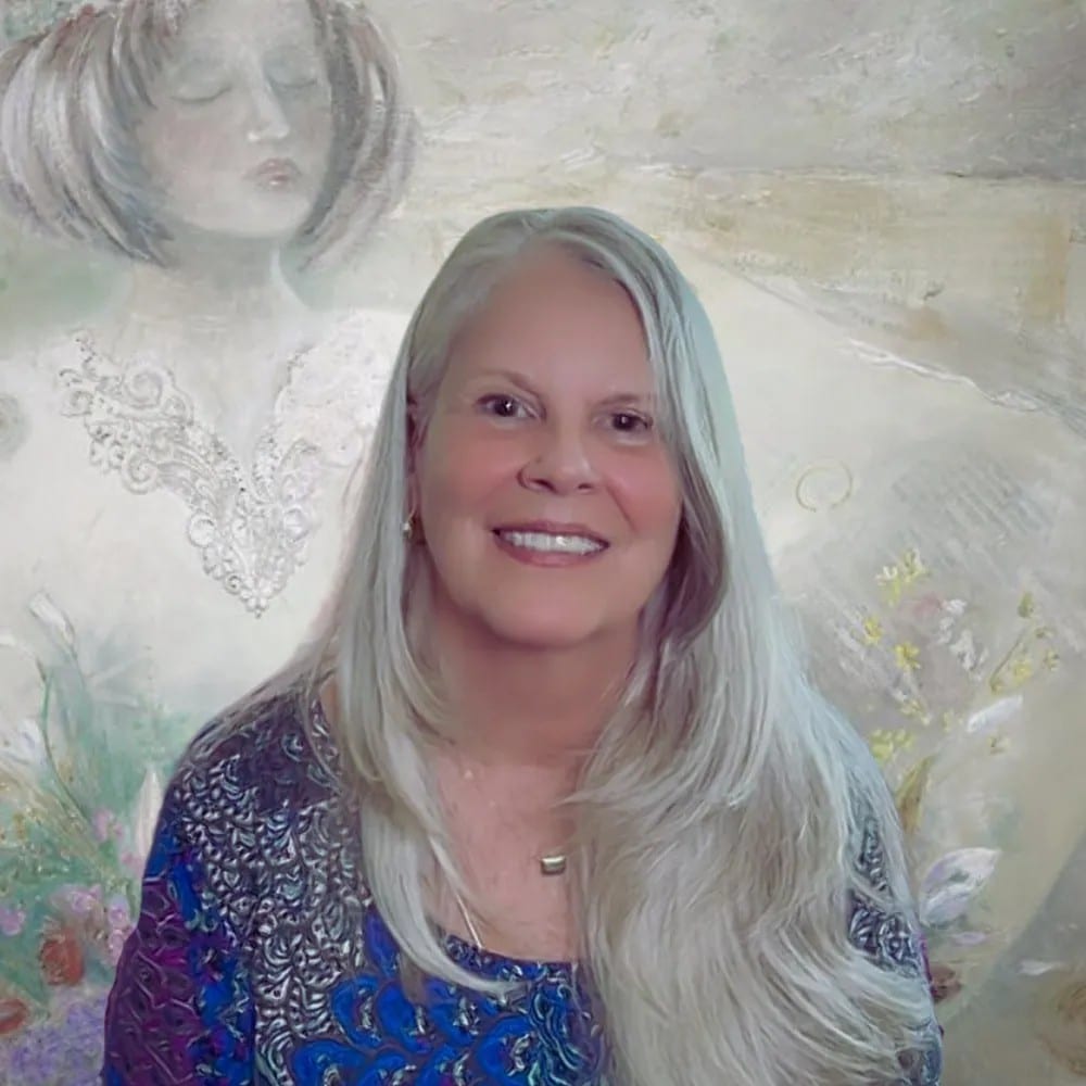Maria Forland demonstrates her two-handed Spirit Art method while discussing neuroplasticity, intuition, consciousness, and creativity with Becc Nelson on Intuition Unleashed.